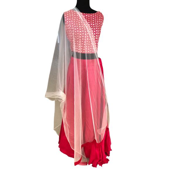 Lengha Magenta and Cream 3 Pieces Top Skirt Dupatta Size Large - Picture 1 of 10